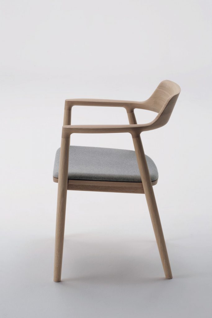 この椅子への想いを解く | REAL KITCHEN&INTERIOR（リアルキッチン 