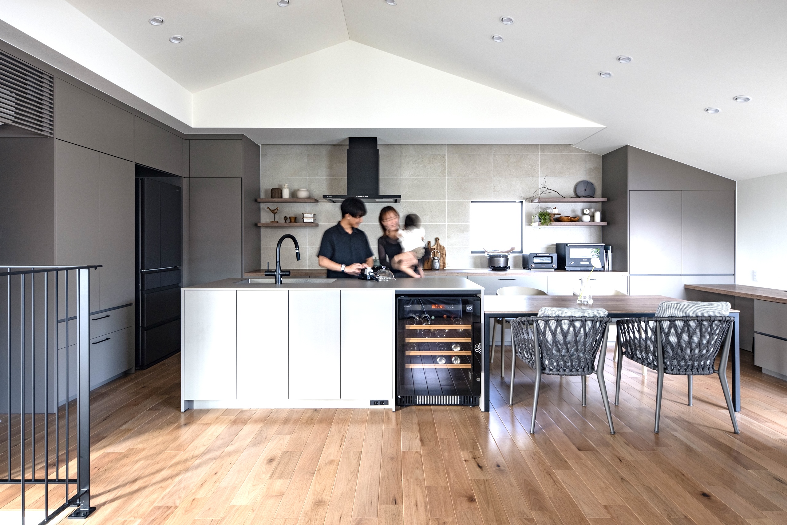 楽しみつくす─これからのスマートキッチン | REAL KITCHEN&INTERIOR