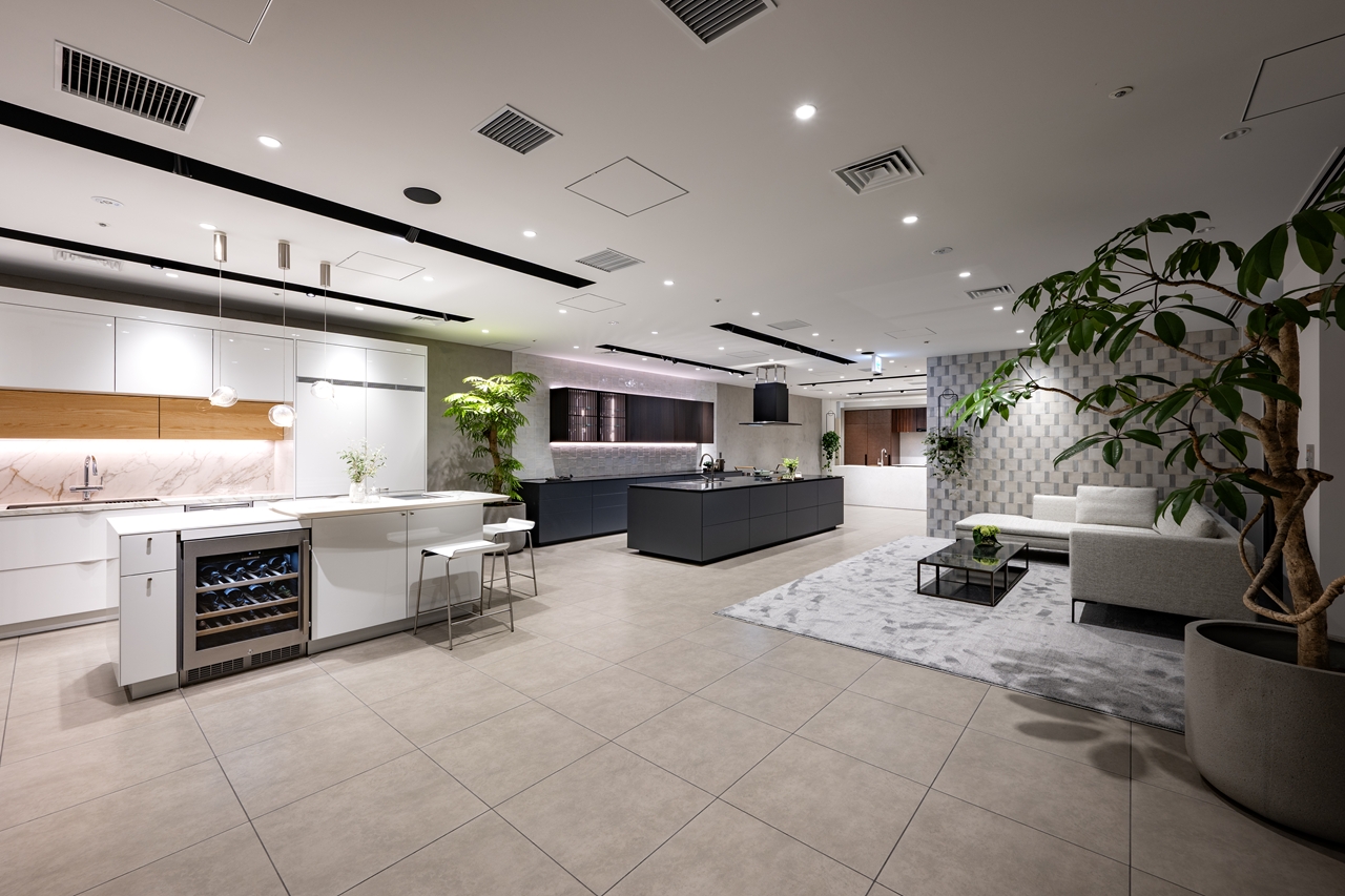 キッチンハウス新宿にフルオーダーエリア新設 | REAL